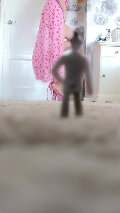 Giantess Kink: Tiny Pathetic Perve Gets Caught