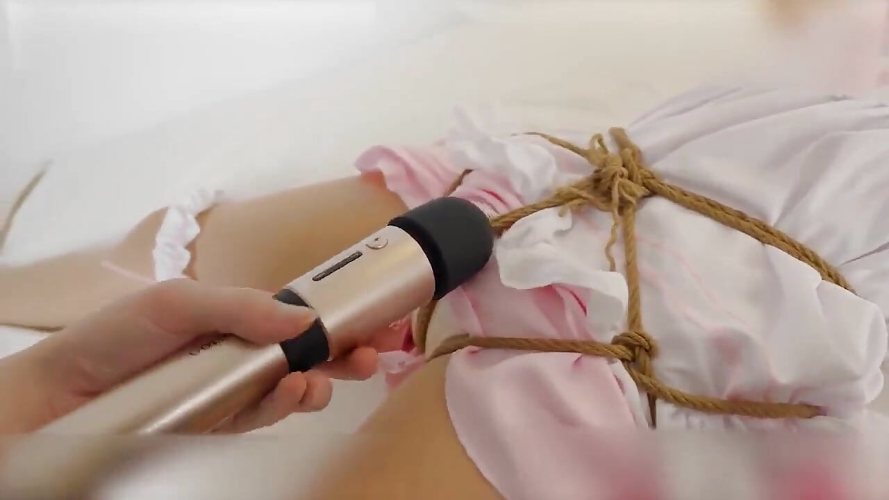 Ms11- Doamnă de la birou cu vibrator, robie