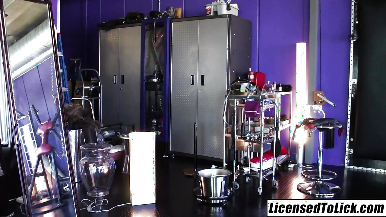 LICENSED TO LICK - Charli Piper BDSM Lesbian Lesson