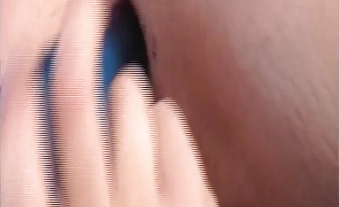 Amatur blonde deepthroat dildo biru, kemudian menunggangnya