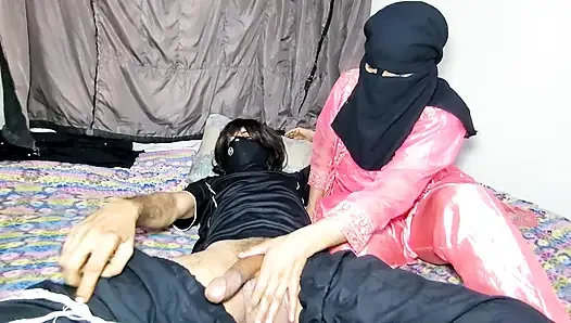 Müslüman kız arkadaş kovboy kız anal sekste desi büyük yarağa biniyor, komşus un karısı anal sikişiyor 15 min1080p