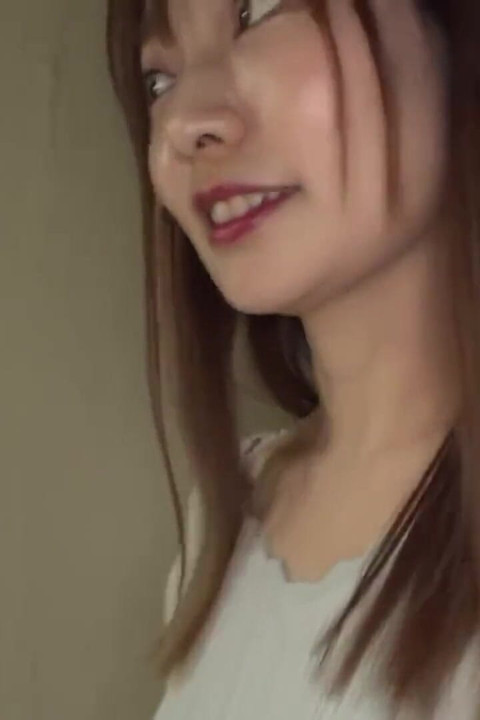 Diskretne udaljene zadirkivane i tajne afere eskaliraju u intimni, sastanak 1.