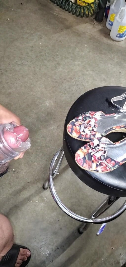 using "QUICKSHOT" fleshlight at the autoshop