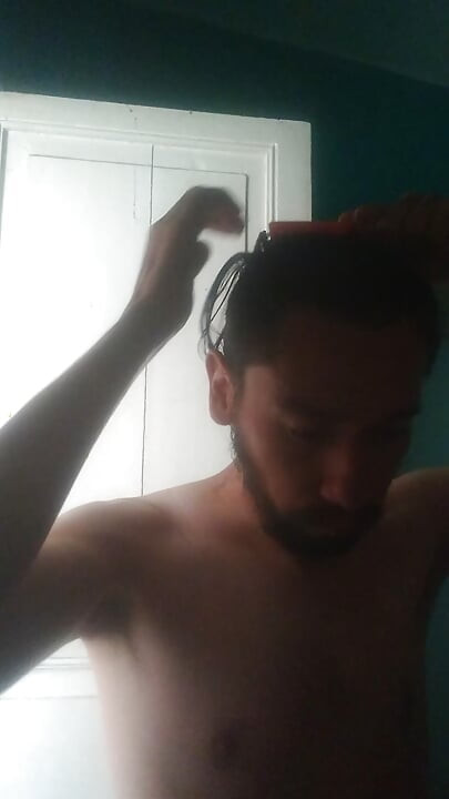 Mi registro mentre faccio skincare la mattina