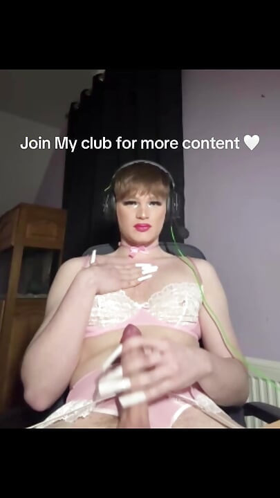 Femboyshow facial compilation