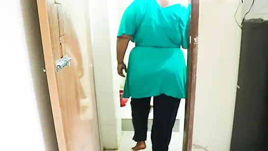 Desi Indian Couple In Bathroom desi bathing