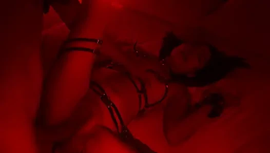 Красная комната с моим возлюбленным, пока муж на работе