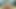 セクシーな女の子がベッドの上で大きなペニスにぴったりと跳ねるのを楽しんでいる