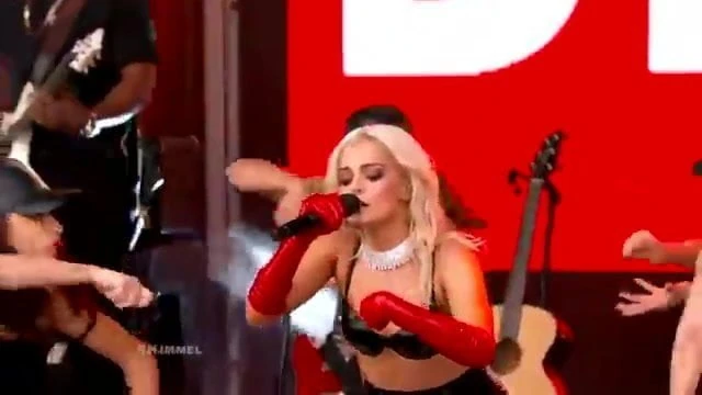 Gloves Bebe Rexha - No Broken Hearts Live (Jimmy Kimmel Live
