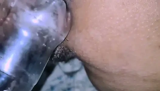 Pooja put his hand in his wife's pussy and inserted cucumber hot.