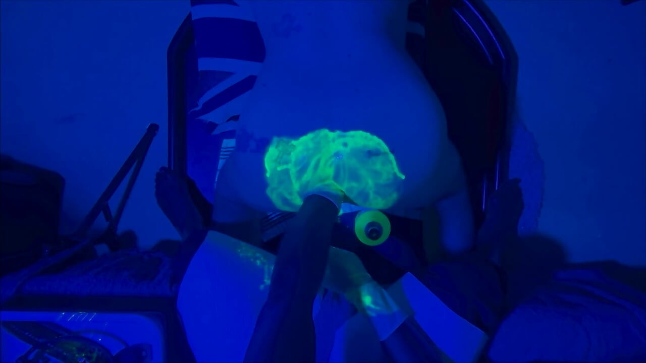 עונש אנאלי אולטרה-סגול