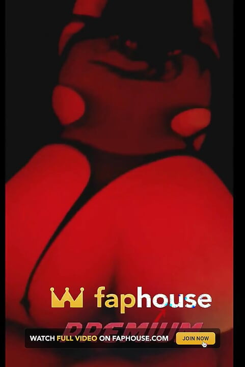 Vanessinha Desi Memanggilku Ke Ruang Merah