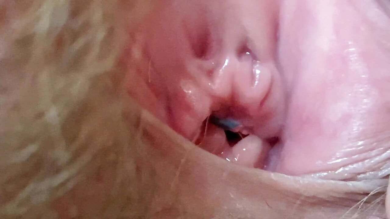 Video fetiša divovske dlakava vagina ekstremni krupni plan