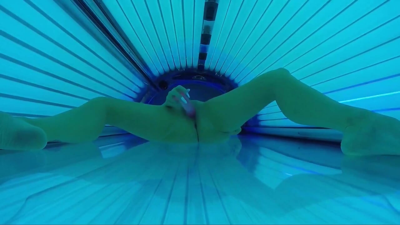 Watching Me on the Sunbed!