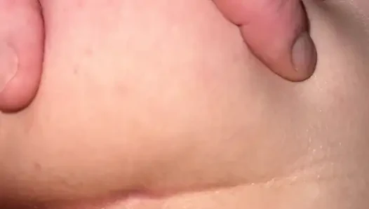 Tante seksi dientot gaya doggy