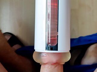 Vibrierende, selbstsaugende Fleshlight-Muschi, montiert auf seiner Schmied-Fickmaschine, ich bekomme fast ein Blowjob beim Abspritzen