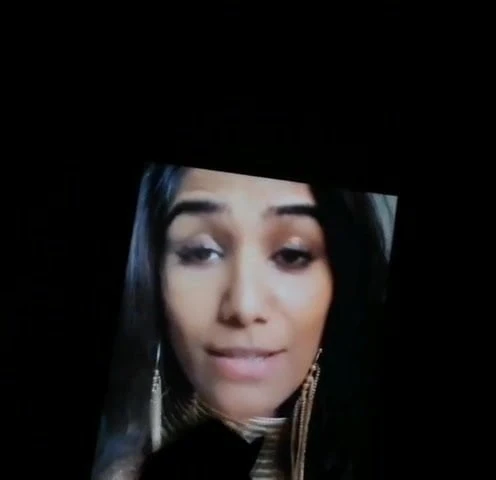 Cum tribute to slut Poonam pandey