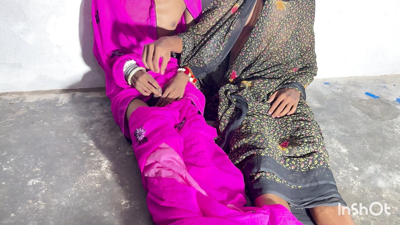 Desi masturbation im zimmer mit vollem genießen