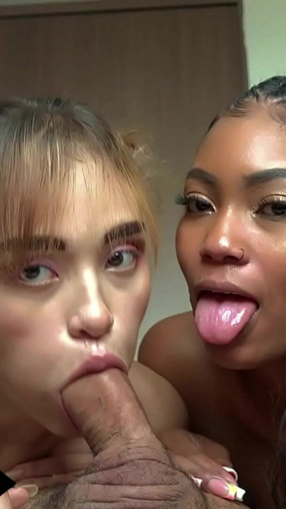 Zenci latin gençler büyük yarağı gırtlağına kadar alıyor | Klip 1