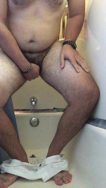 Having a hot and steamy golden shower piss