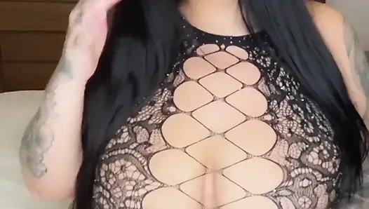 Coli sambil menggoda dan toket besar