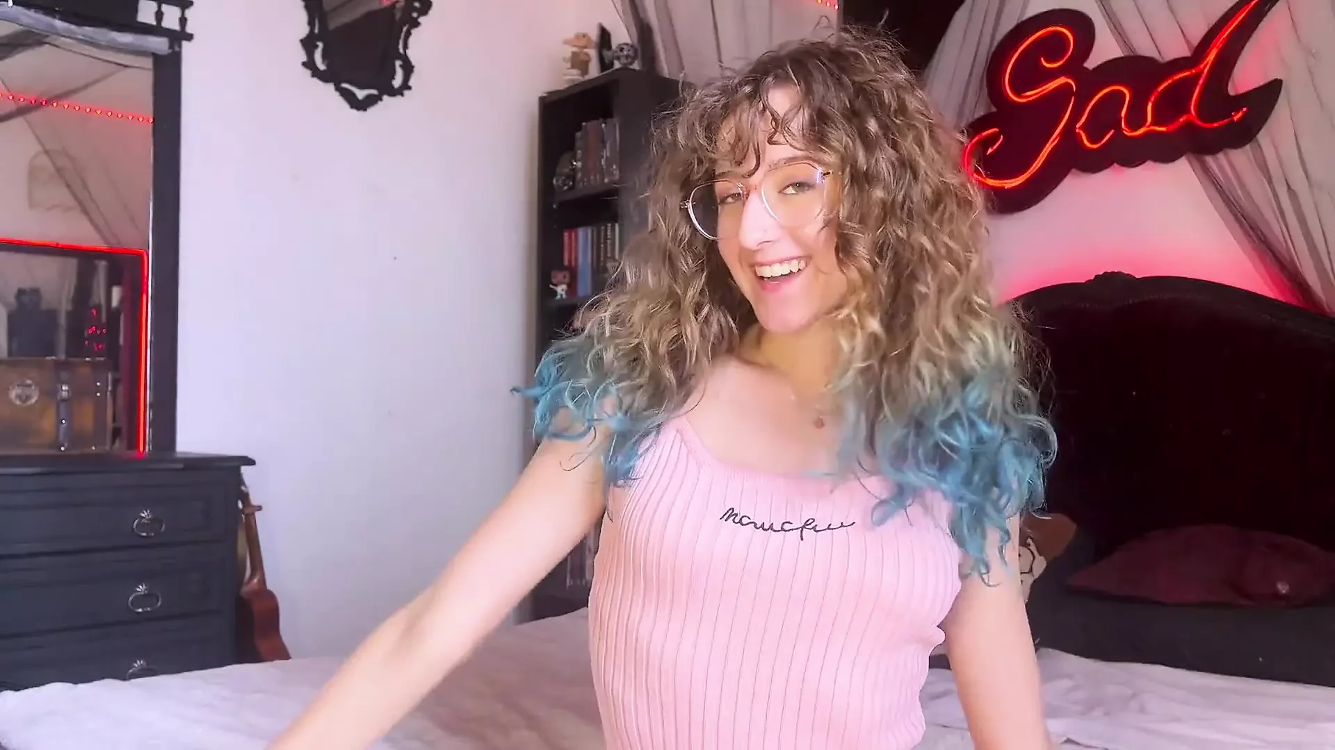 ¡Ella gotea! Cremita altgirl