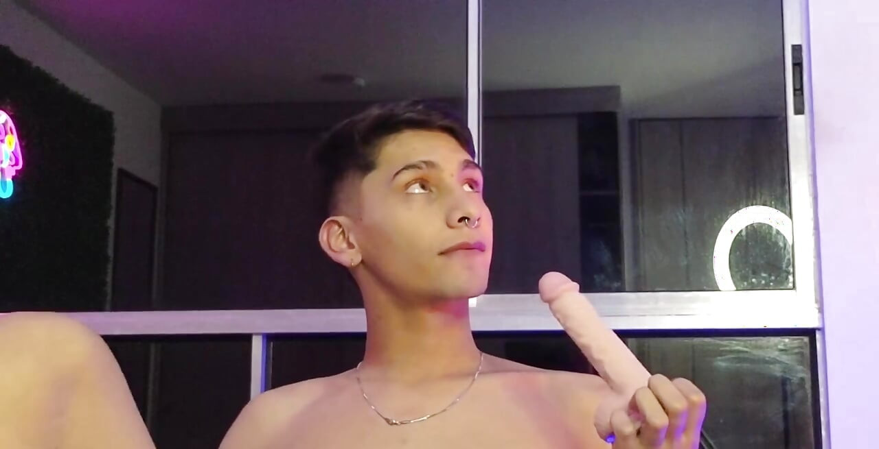 Do You Like How I Suck That Cock? Mmm It Tastes Delicious, Now It's Your Cock's Turn