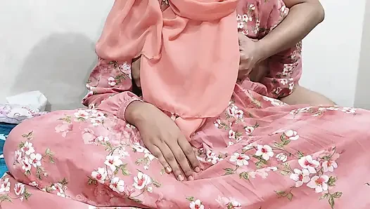 Yenge ve Devar'ın domaltarak romantik seks videosu.
