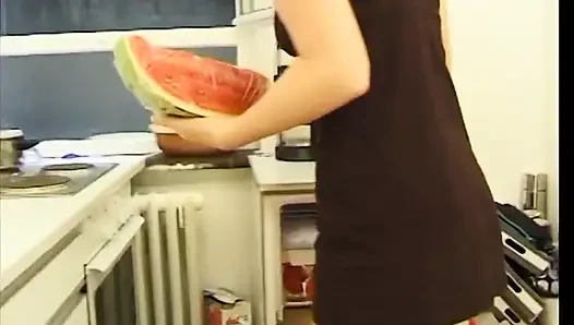 Teen in der küche