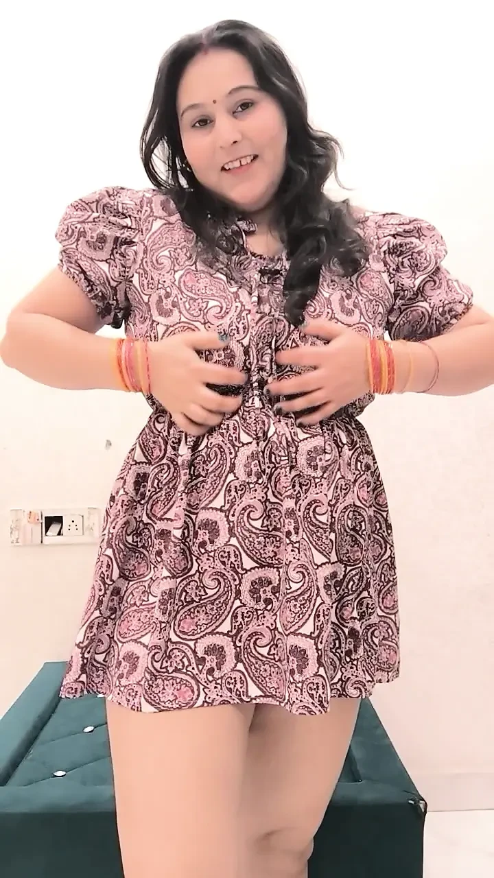 Puja ki jawani choot Pani Pani lund ki diwani big boob