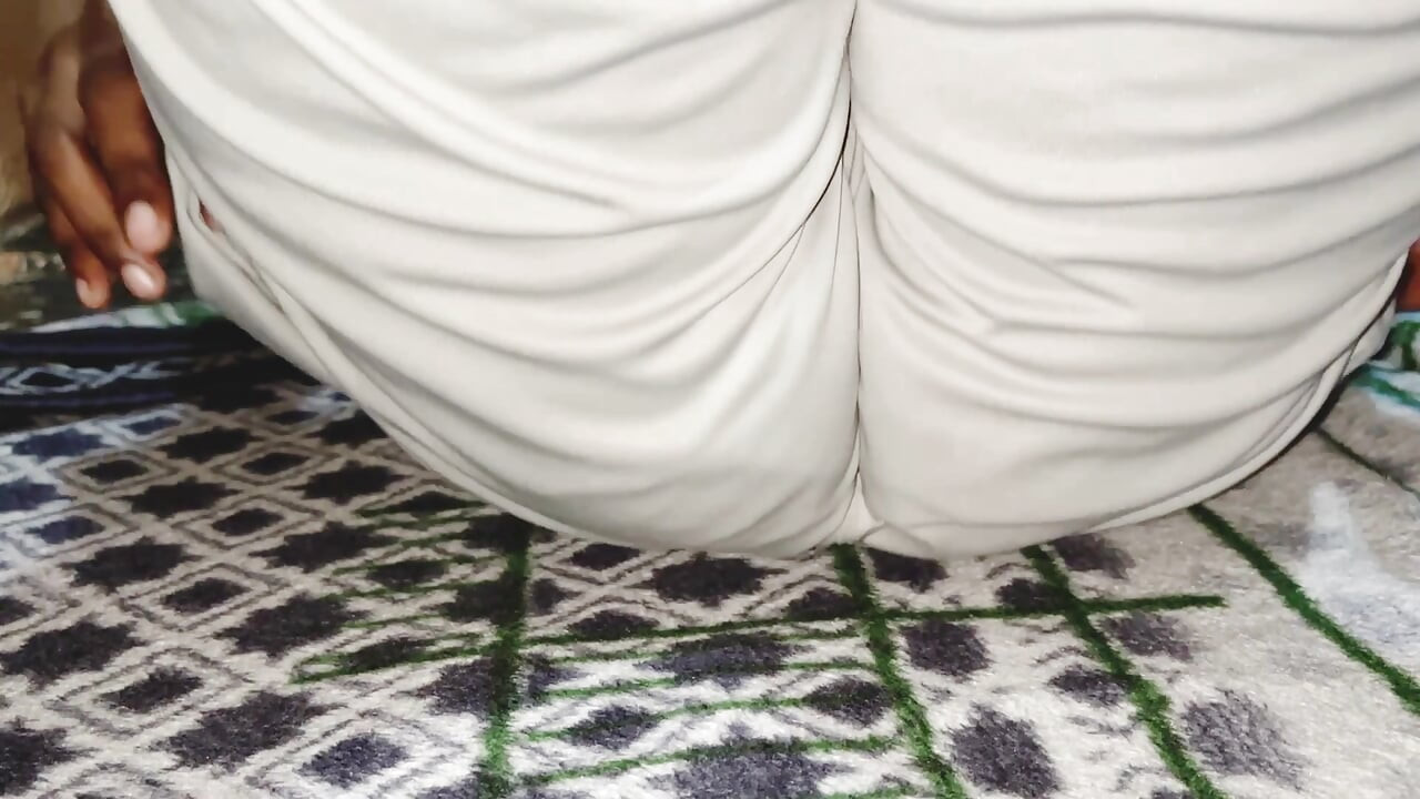 Desi falusi bhabhi szexi botrány
