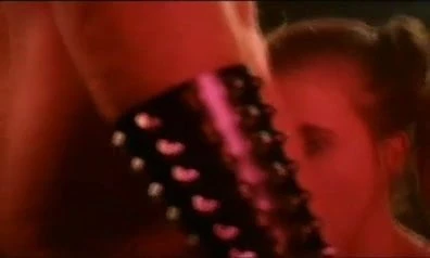 Mi Conejo Es El Mejor 1982 (Threesome erotic scene) MFM