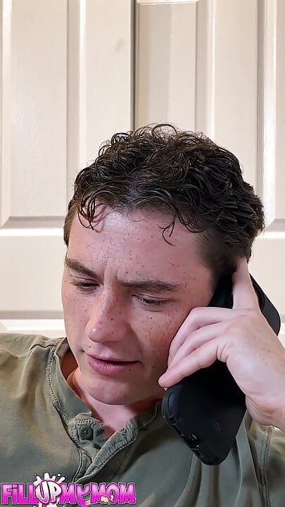 Gut schmeckende stiefmutter für ihr vertikales vergnügen