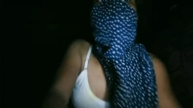 Desi Indian Girl Meets Bhabhi Big Boobs Pussy Fucking Sexy Videos