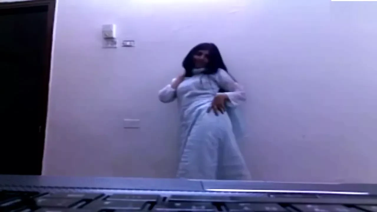 Super seksi n cute babe mahida khan nude 1