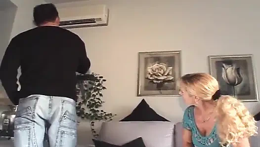 Çoraplı Fransız bayan oyuncu seçmelerinde sikiliyor