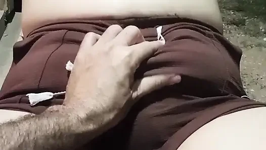 Drinking night leads us to show off and have sex in the street, hopefully the neighbors haven't seen our creampie in secret