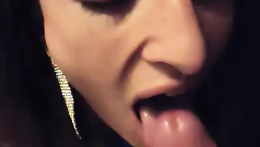 Blowjob und fick betrügendes mädchen