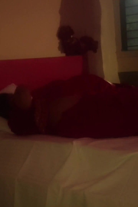 Randi Ki Chudai Customer Ne Kari