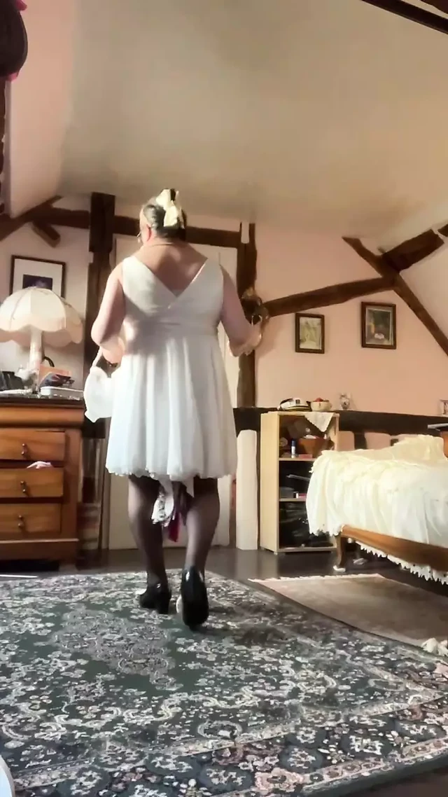 Outfit with a white dress for a night out