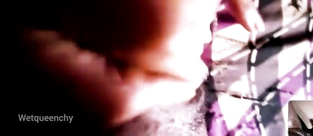 Amante de relacionamento à distância faz amor na câmera e ambos gozam e ficam satisfeitos