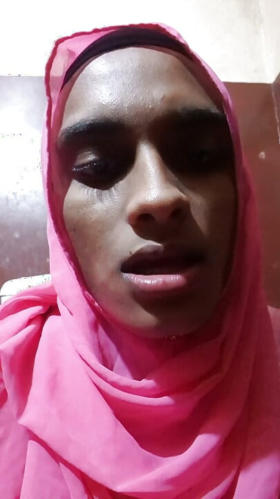 Desi hijabi sissy crossdresser girl masterbation