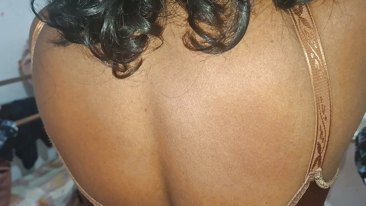 Adegan HD wanita dewasa asia