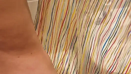 Sepong kontol pasangan Rusia asli, crot di pantat dan setelah nyepong kontol