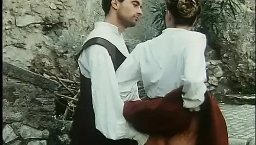 Açık havada ve içeride seks sahneleri