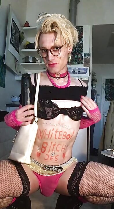 Whiteboi Bitch Jes!