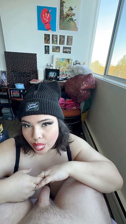 Lippenstift-blowjob amateur-paar