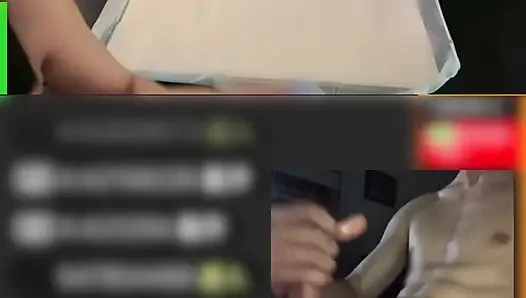 Guru emika livestreams interaksi seks penggemar di live173