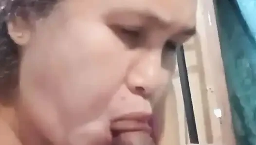 еще одна блондинка становится слишком
