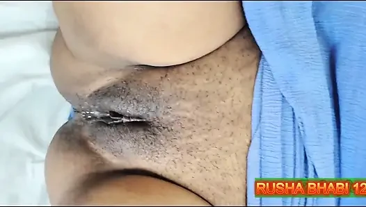 Indische Stiefschwester Wurde Beim Videoanruf Mit Ihrem Freund Erwischt
